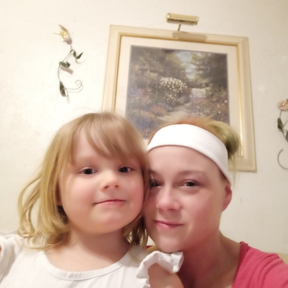 Meet your Posher, Heather - Picture 5 of 5